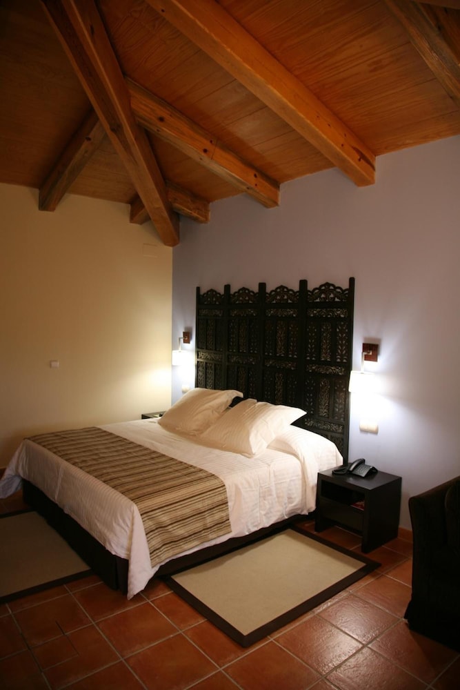 Hotel Convento del Giraldo 28/70