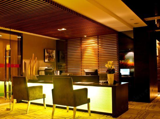 Aile Crown Holiday Hotel 35/38