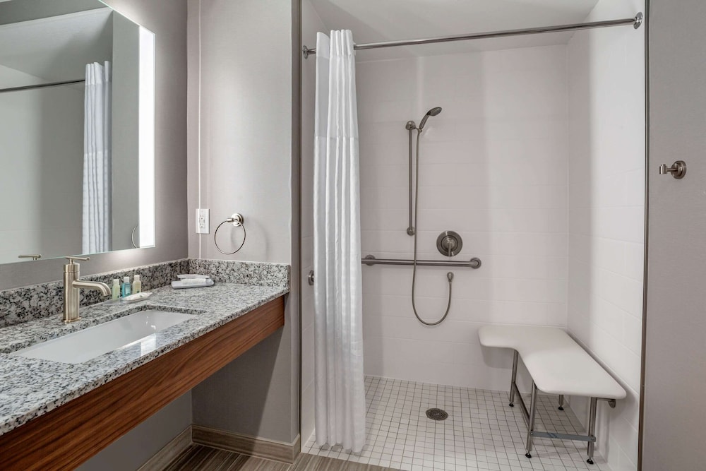 Quality Inn & Suites Livermore Wine Country 35/36