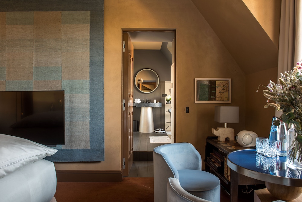 Deluxe, King Bed, Cour des Vosges 5/5