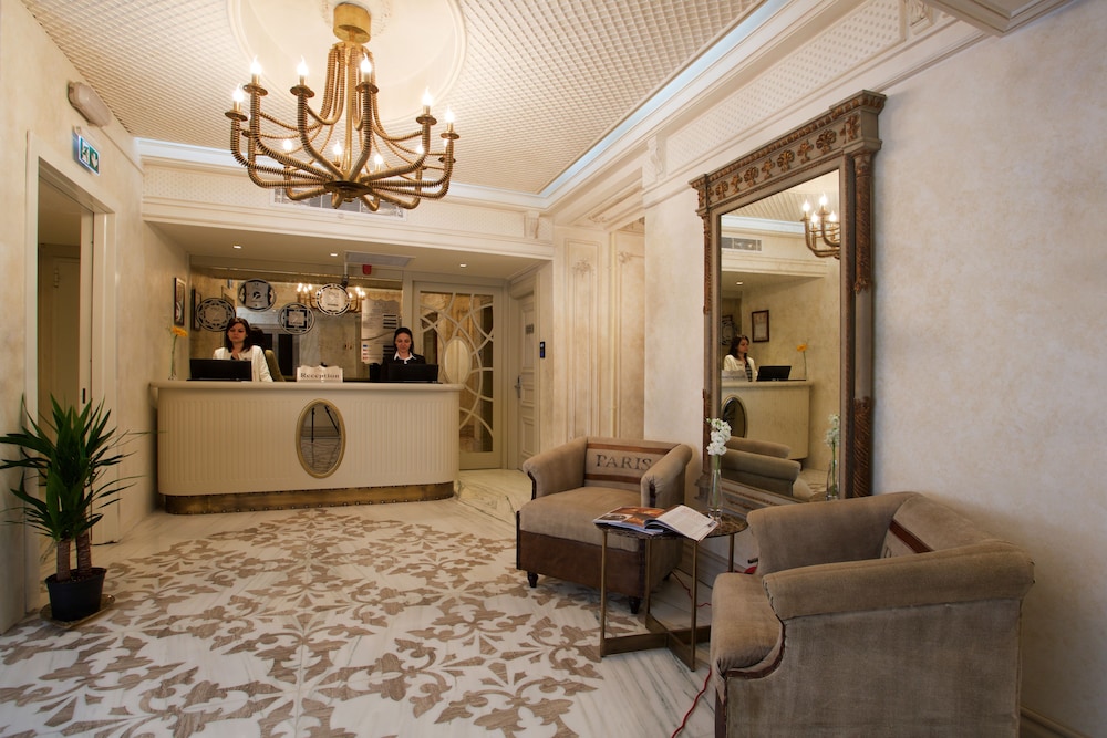 TAXIM LOUNGE HOTEL 9/58