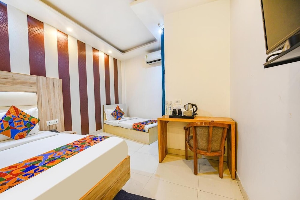 Airport Hotel Mahal 43/50