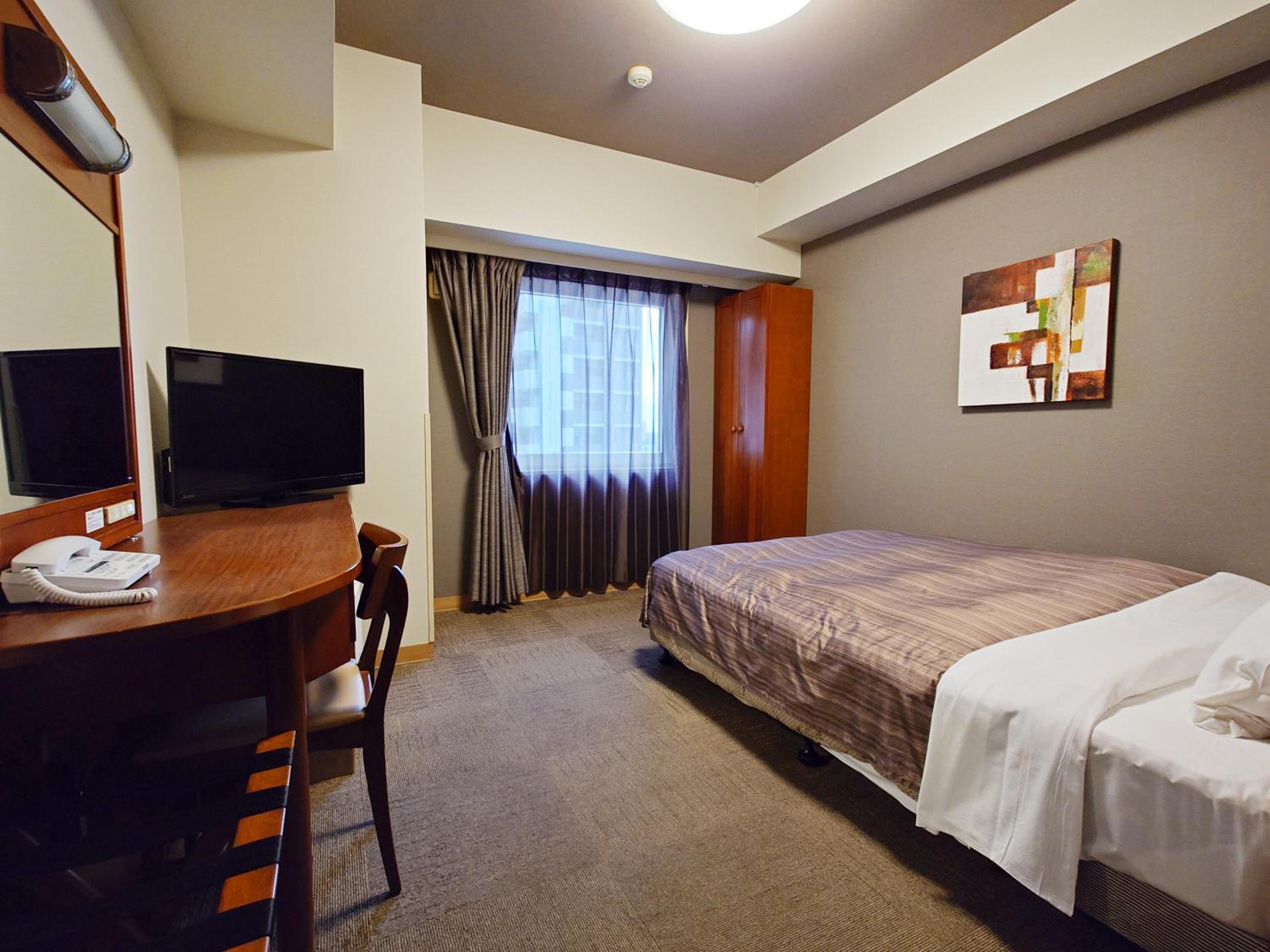 Semi Room, Semi Double Bed, Main Building, Smoking