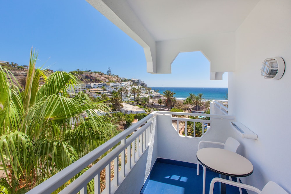 Corallium Beach Hotel by Lopesan Hotels - Adults Only 14/70