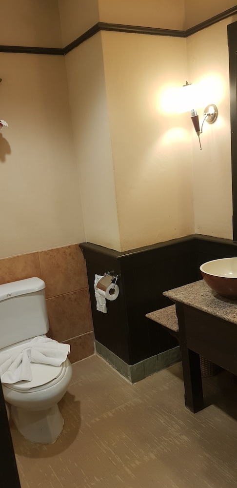 Sarita Chalet Spa 30/30