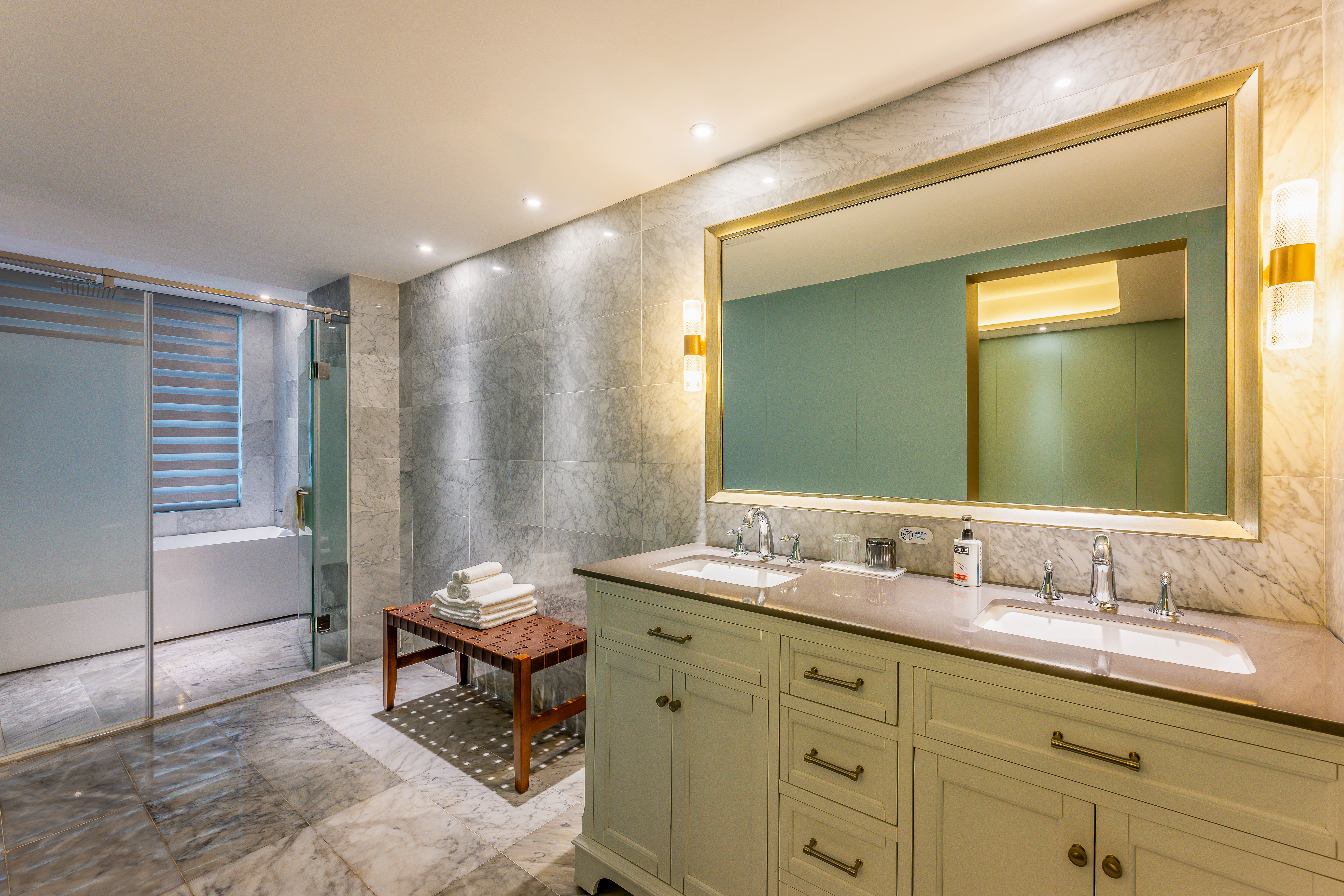 Holiday Inn Express Zhuhai Guishan Island 52/55