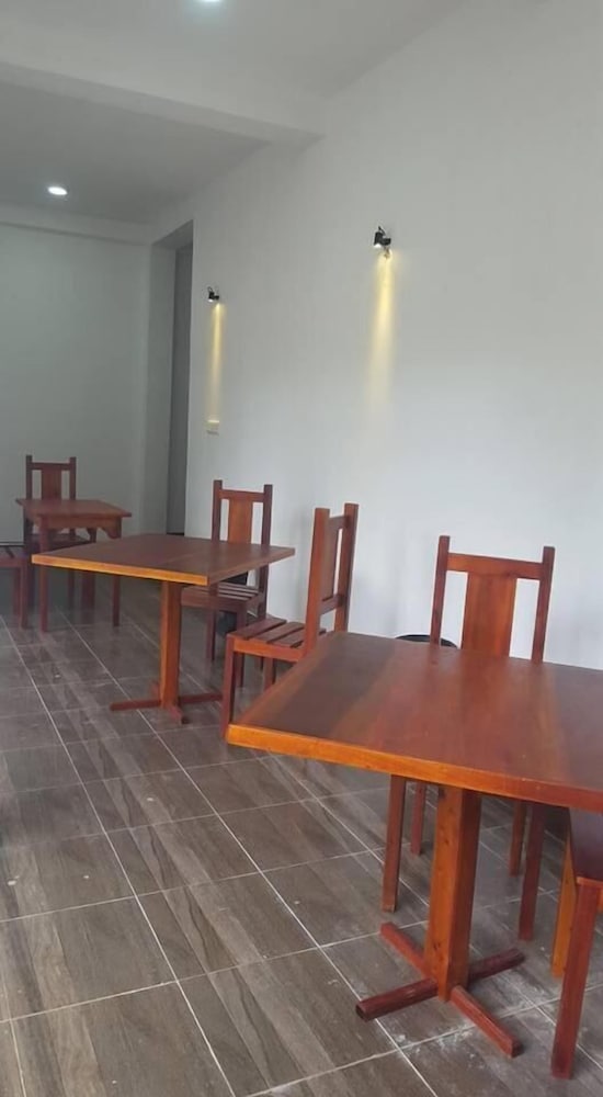 Asharo Sigiriya Villa 7/28