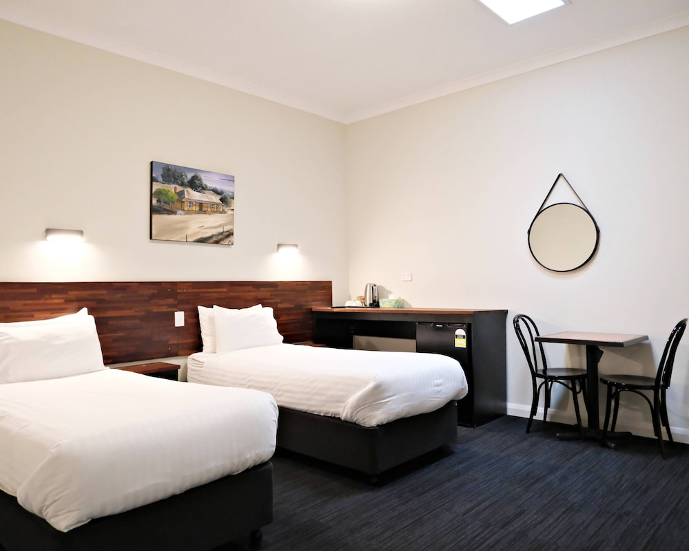 Gallery Hotel 29/71