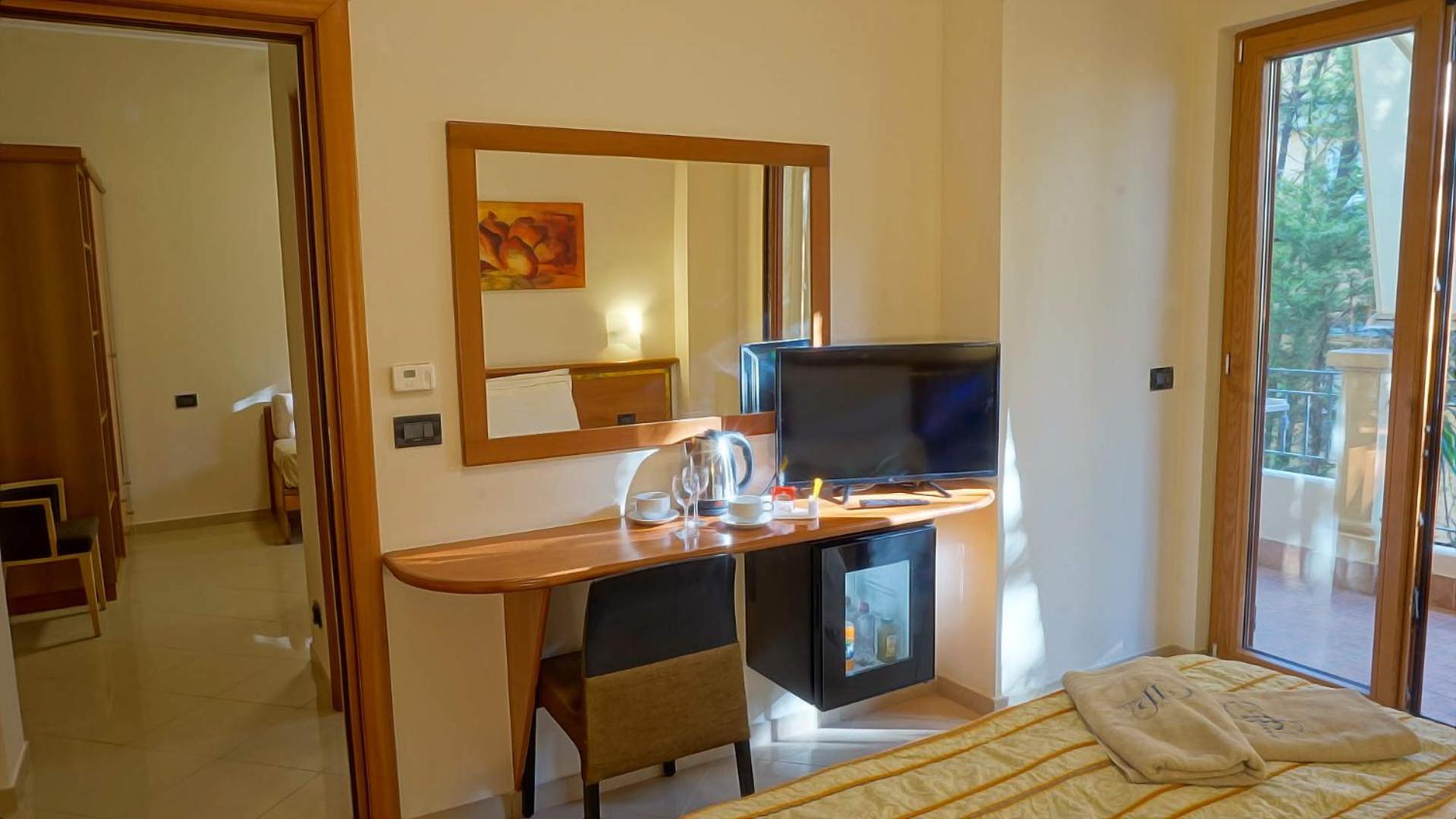 Hotel Piccolo 8/50