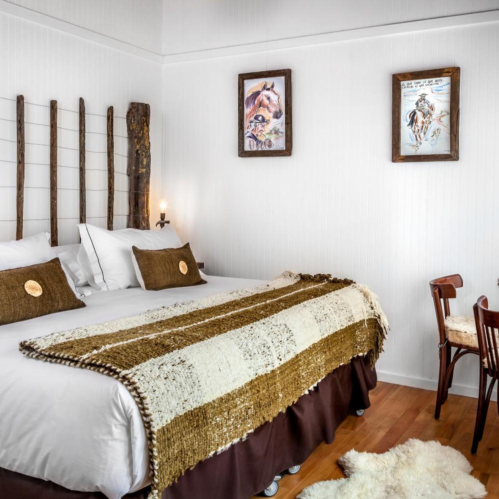 Hotel La Yegua Loca 10/50