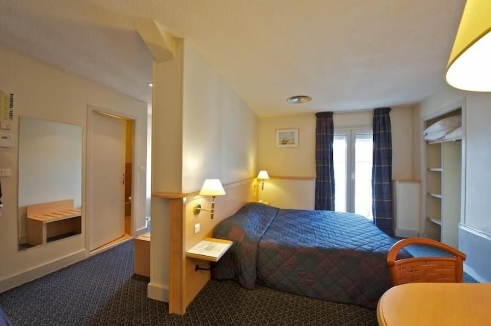 Hotel Le Bourbon 15/40