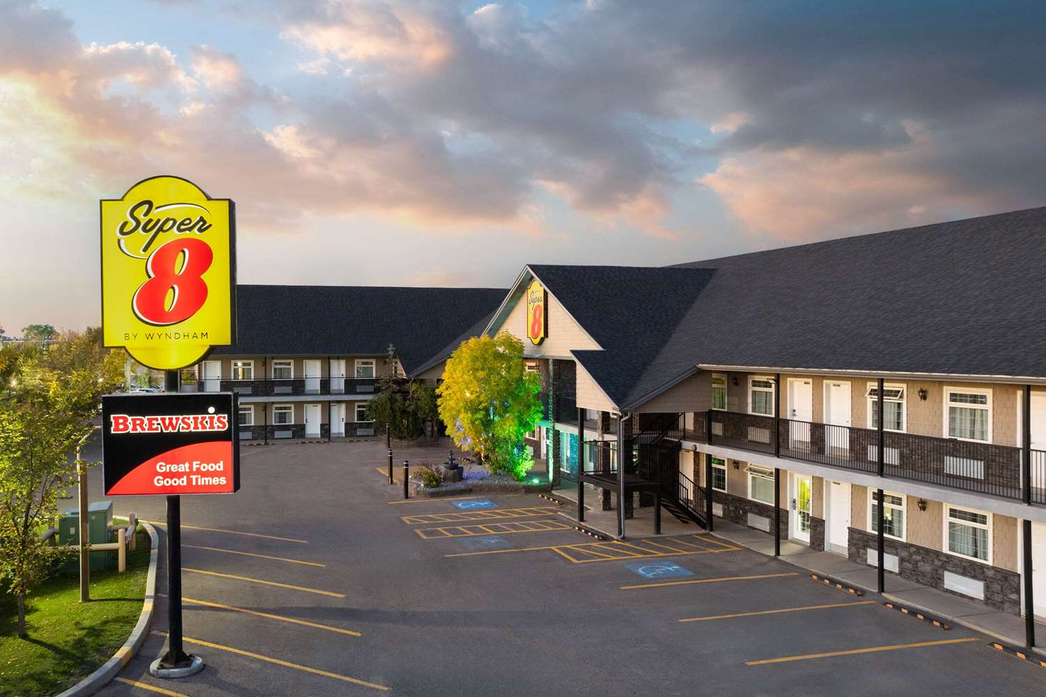 Super 8 By Wyndham Fort Mcmurray 29/31