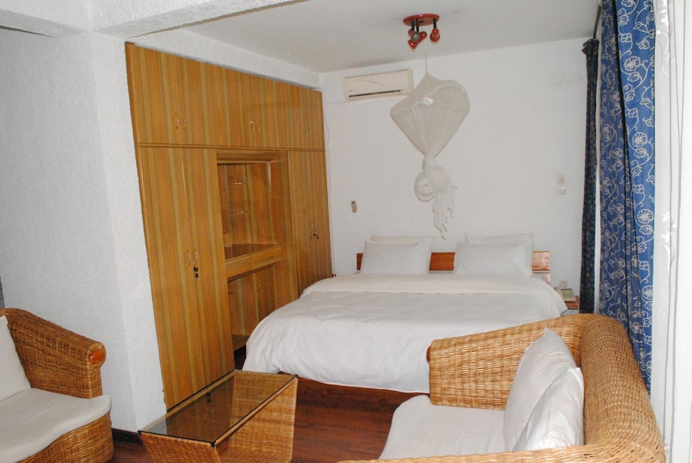Kiriri Residence Hotel 10/40