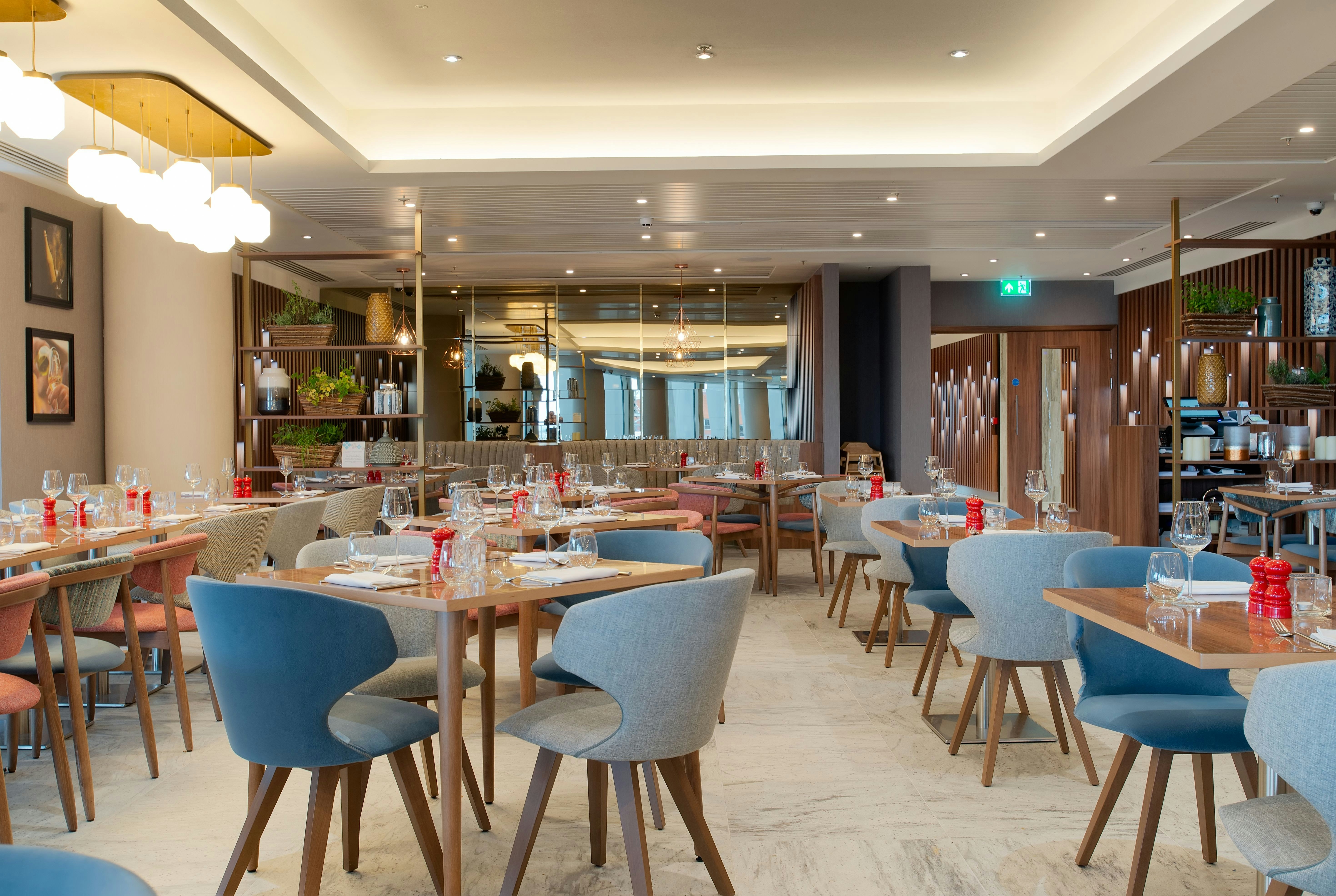 Hilton Garden Inn London Heathrow Terminal 2 and 3 46/66