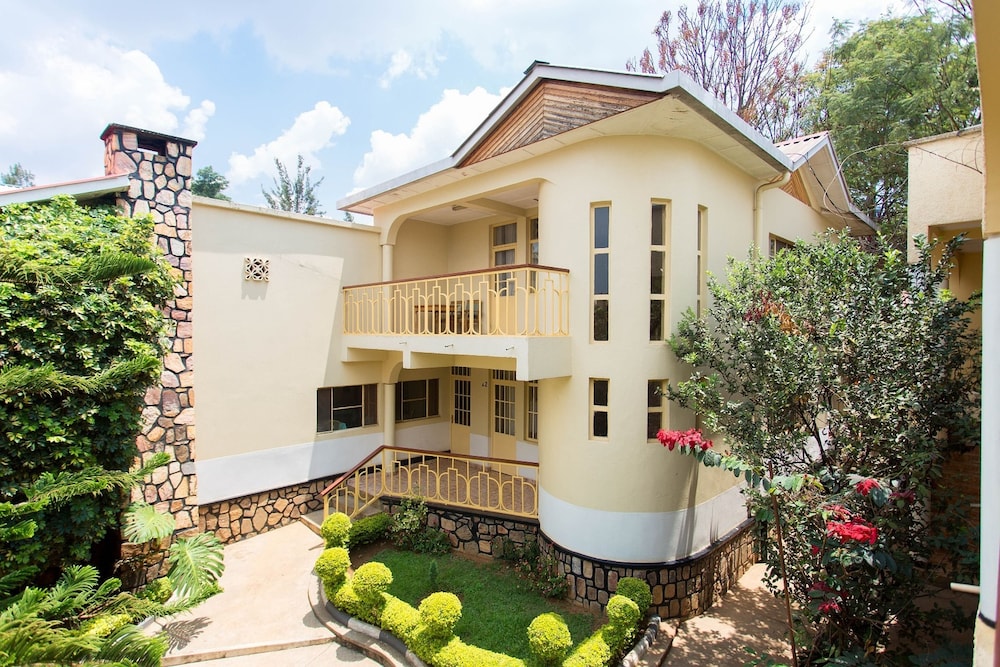 Iris Guesthouse photo2