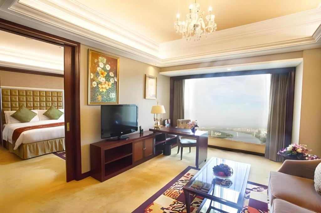 Shenyang Royal Wanxin Hotel 26/56