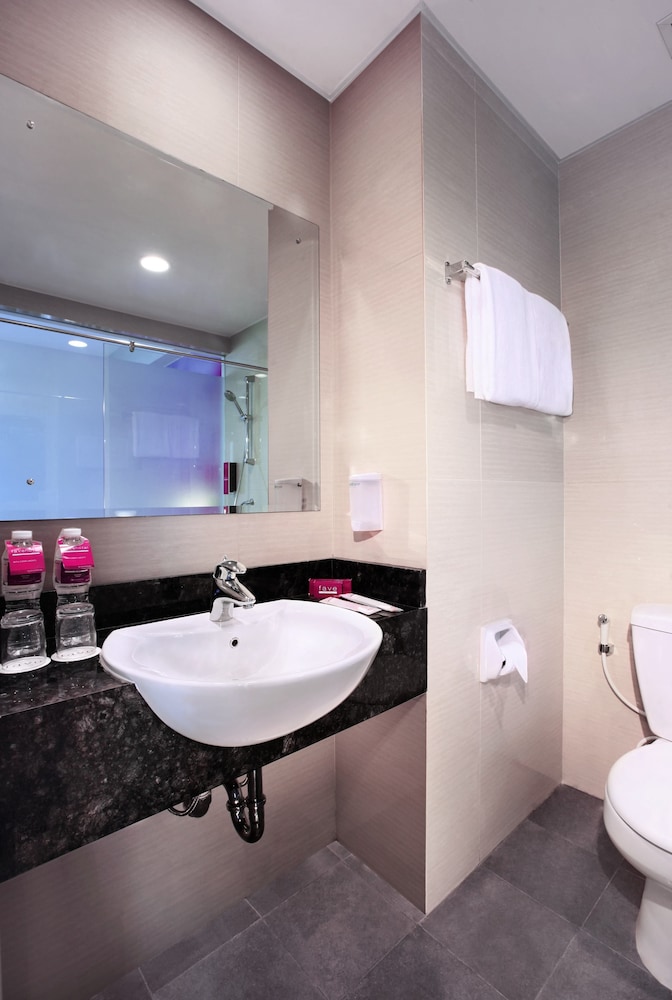 favehotel Zainul Arifin 17/18
