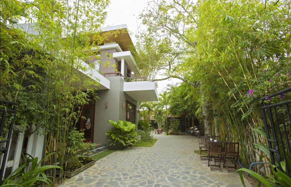 Hanging Garden Hoi An photo5