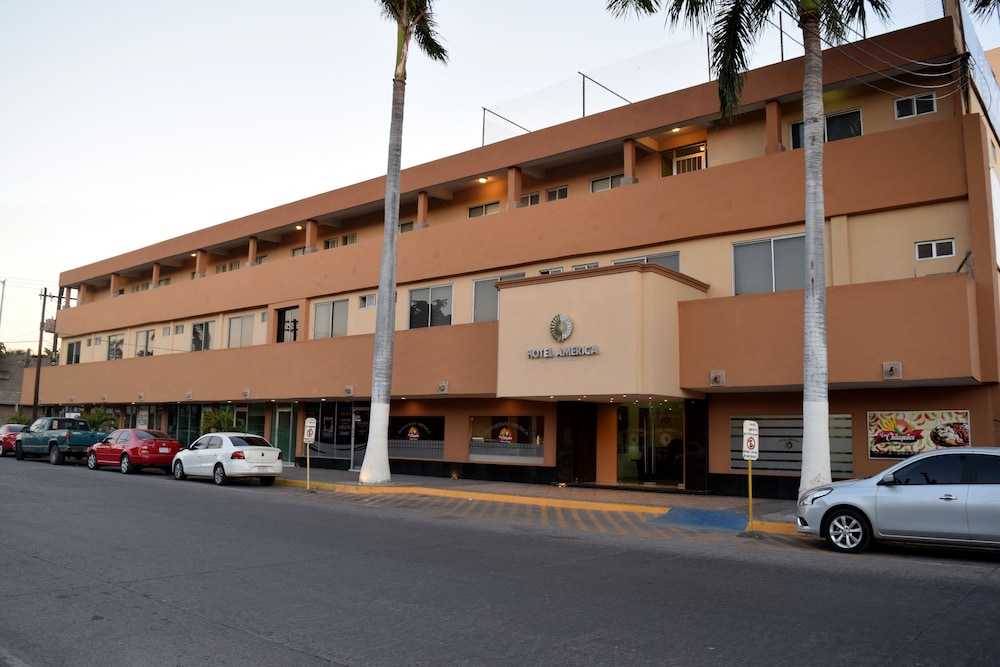 Hotel America Palacio 4/74