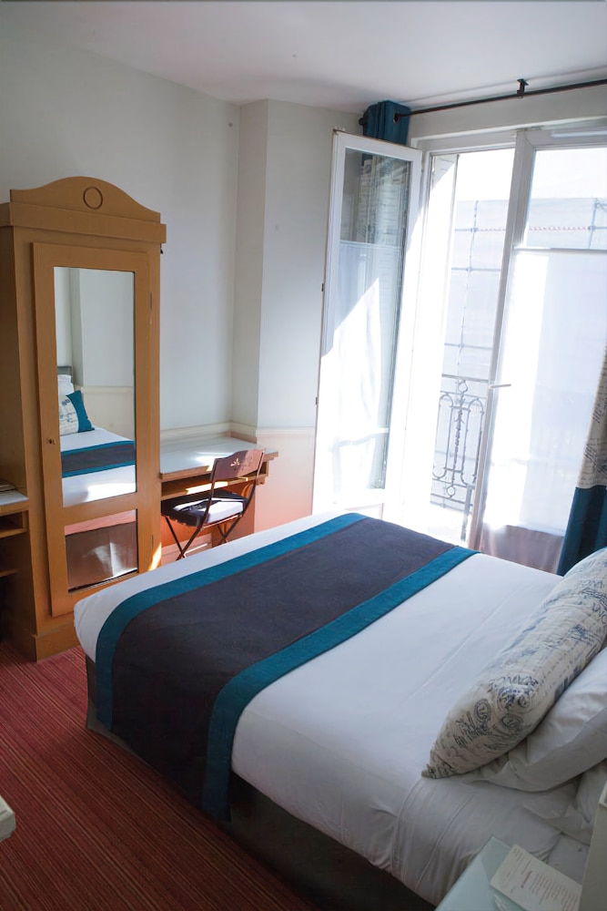 TRADITIONAL, DOUBLE BED, BALCONY
