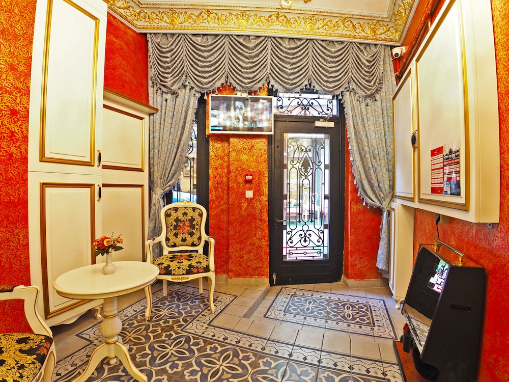 Sirkeci Gar Hotel 7/65