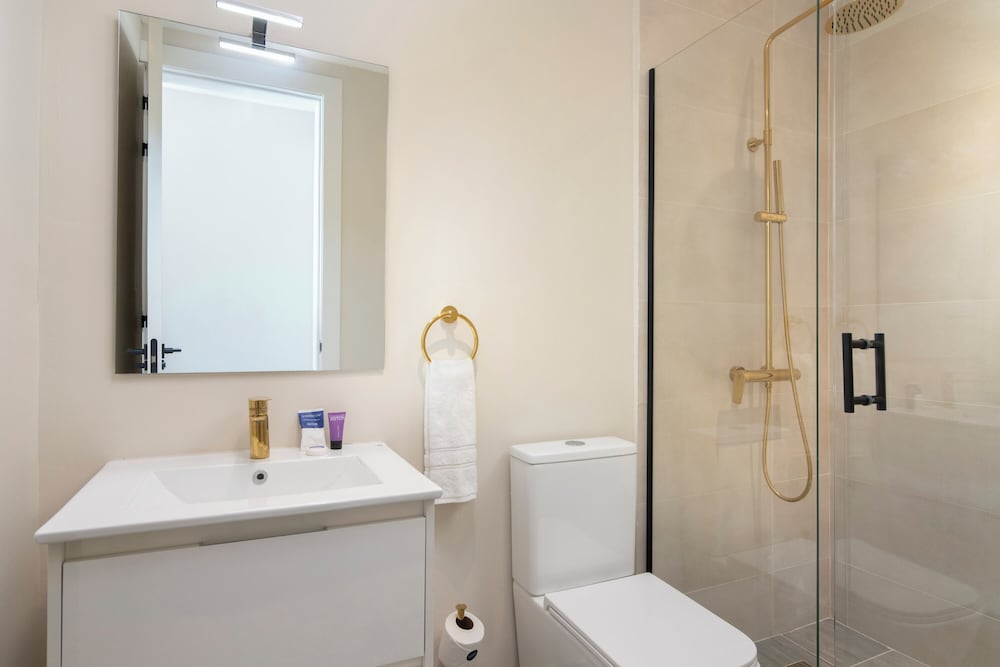Aston Rubi City Suites 48/51