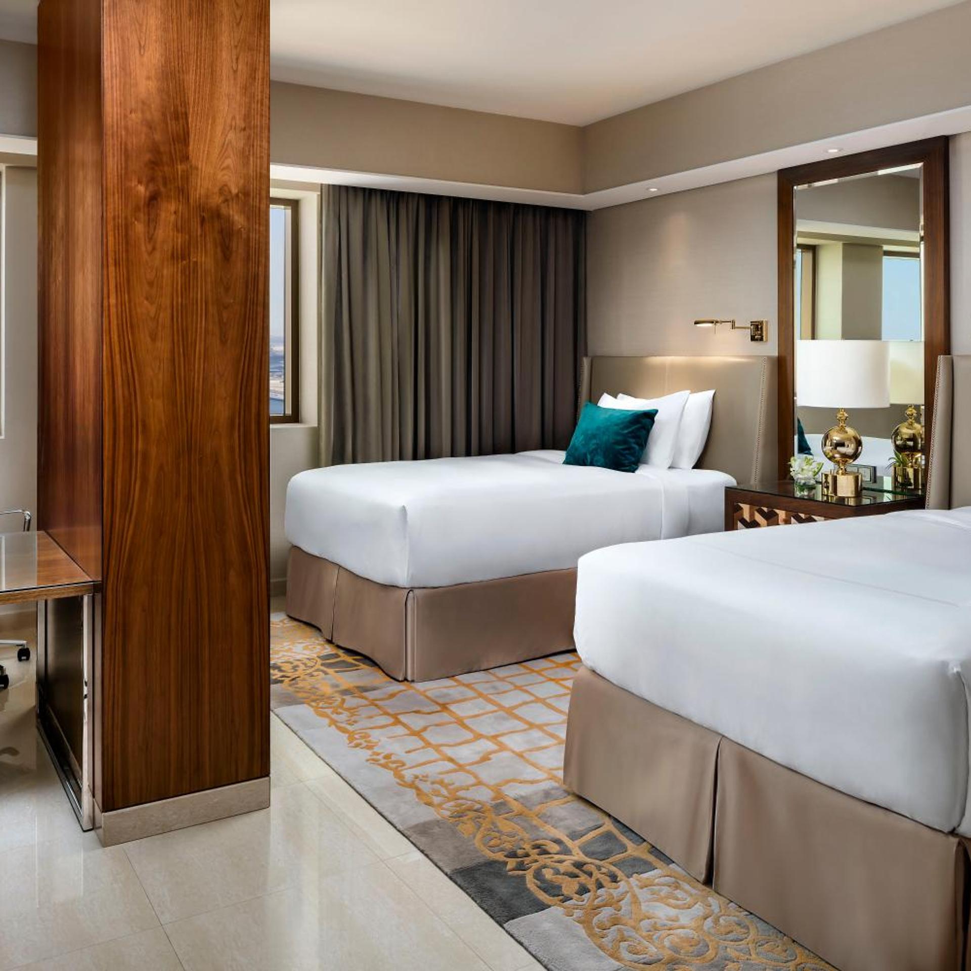 Fairmont, Double Bed