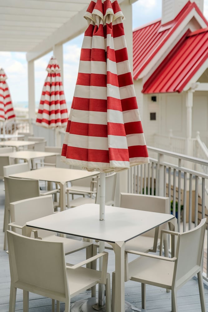Driftwood Inn 33/50