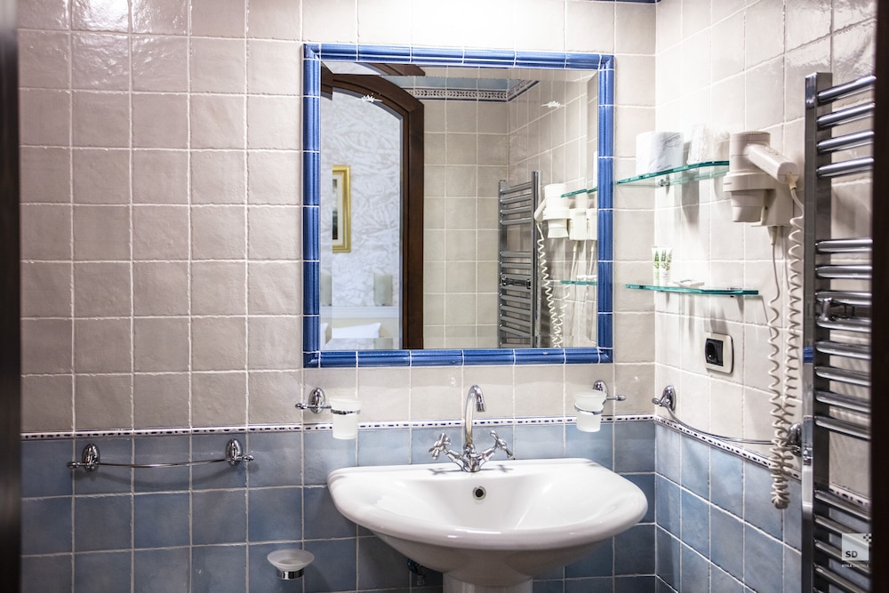 Residenza I Gioielli 30/35