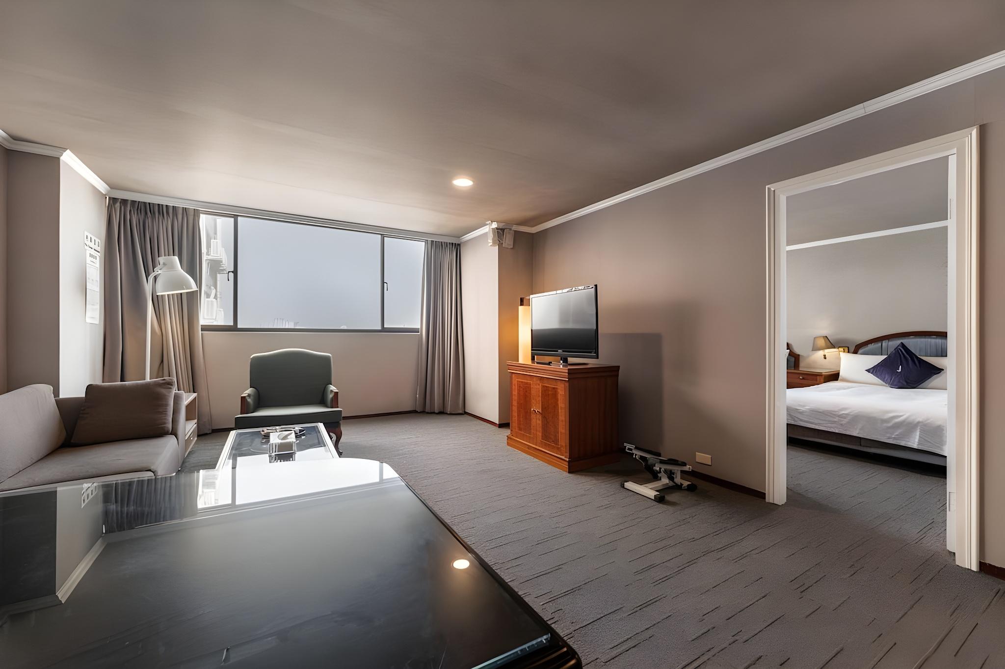 City, Suite