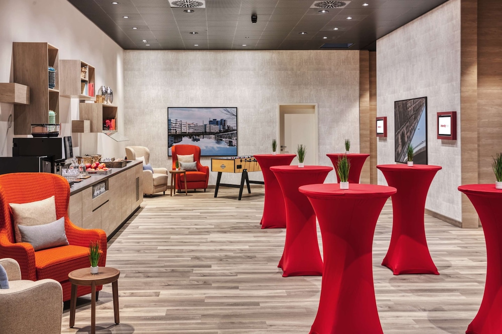 Intercityhotel Saarbrucken 30/50