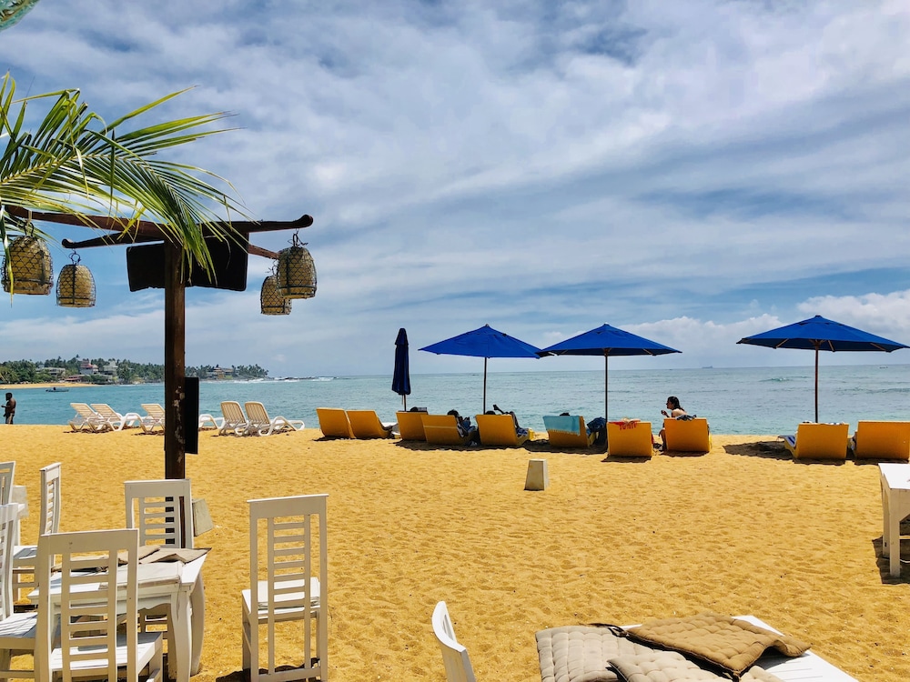 Thaproban Beach House 57/67