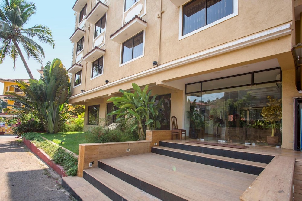 Rendezvous Beach Resort 36/46