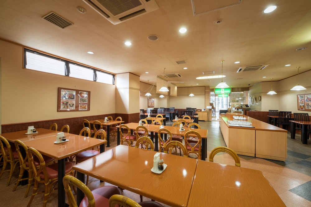 Annex Royal Hotel 38/45