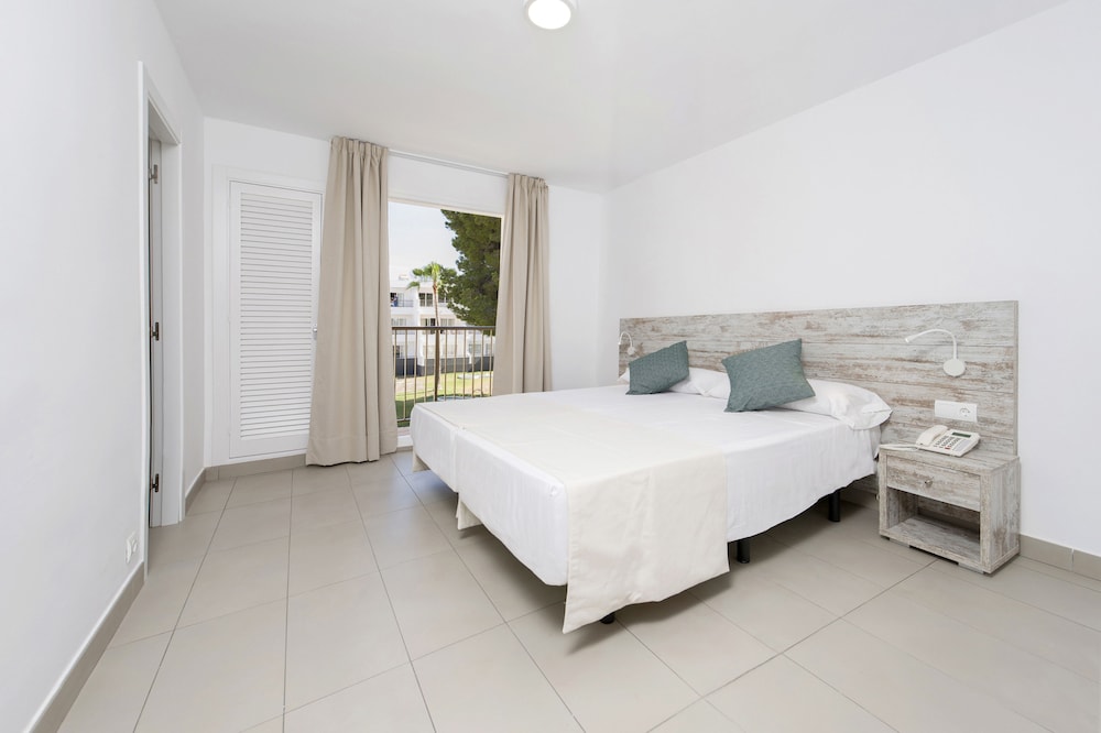 Vibra Riviera Apartments 16/45