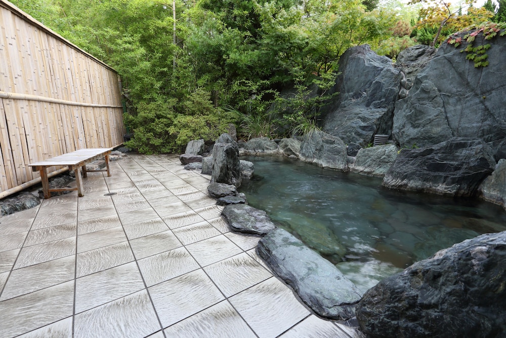 Livemax Resort Yuhigaura Kitu Onsen 28/50