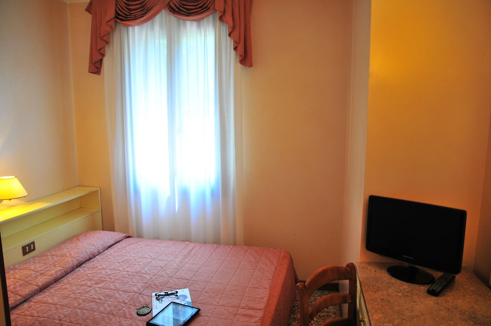 PARK HOTEL VILLA GIUSTINIAN 19/33