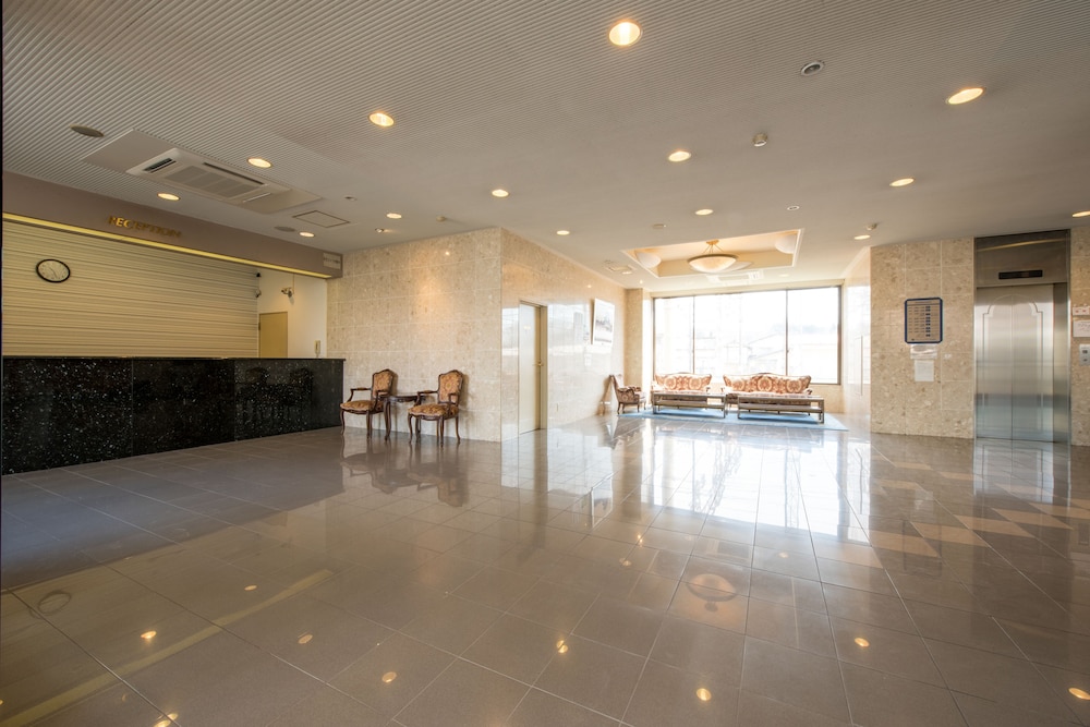 Pacific Hotel Shiroishi 9/58