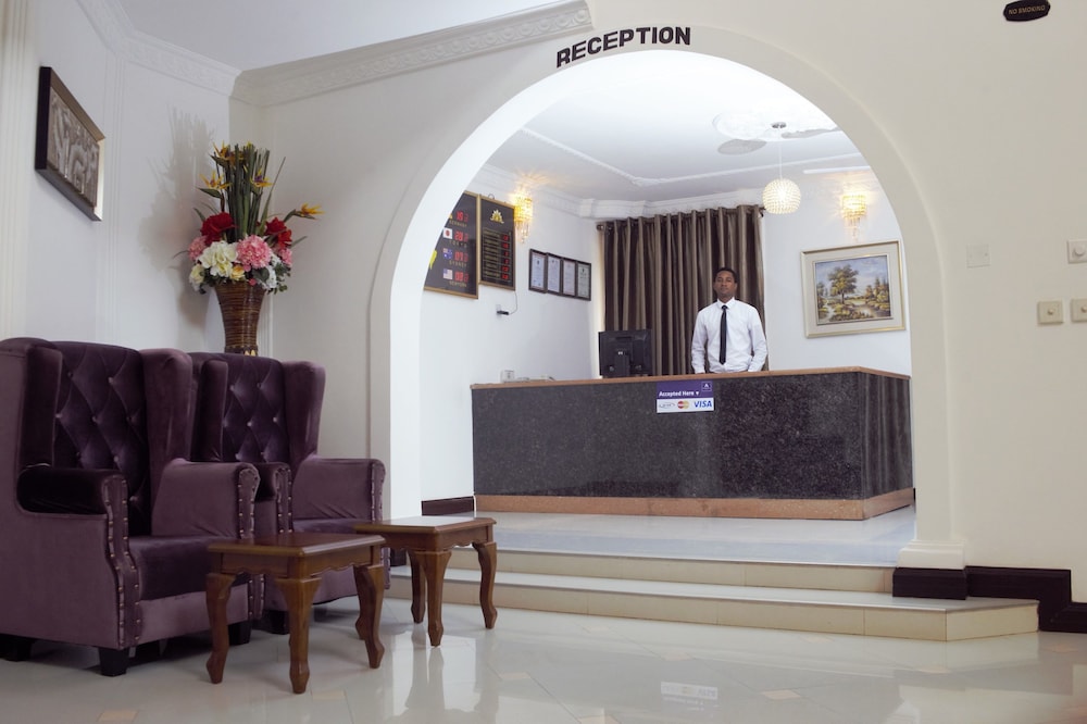 Kingsbridge Royale Hotel 10/50