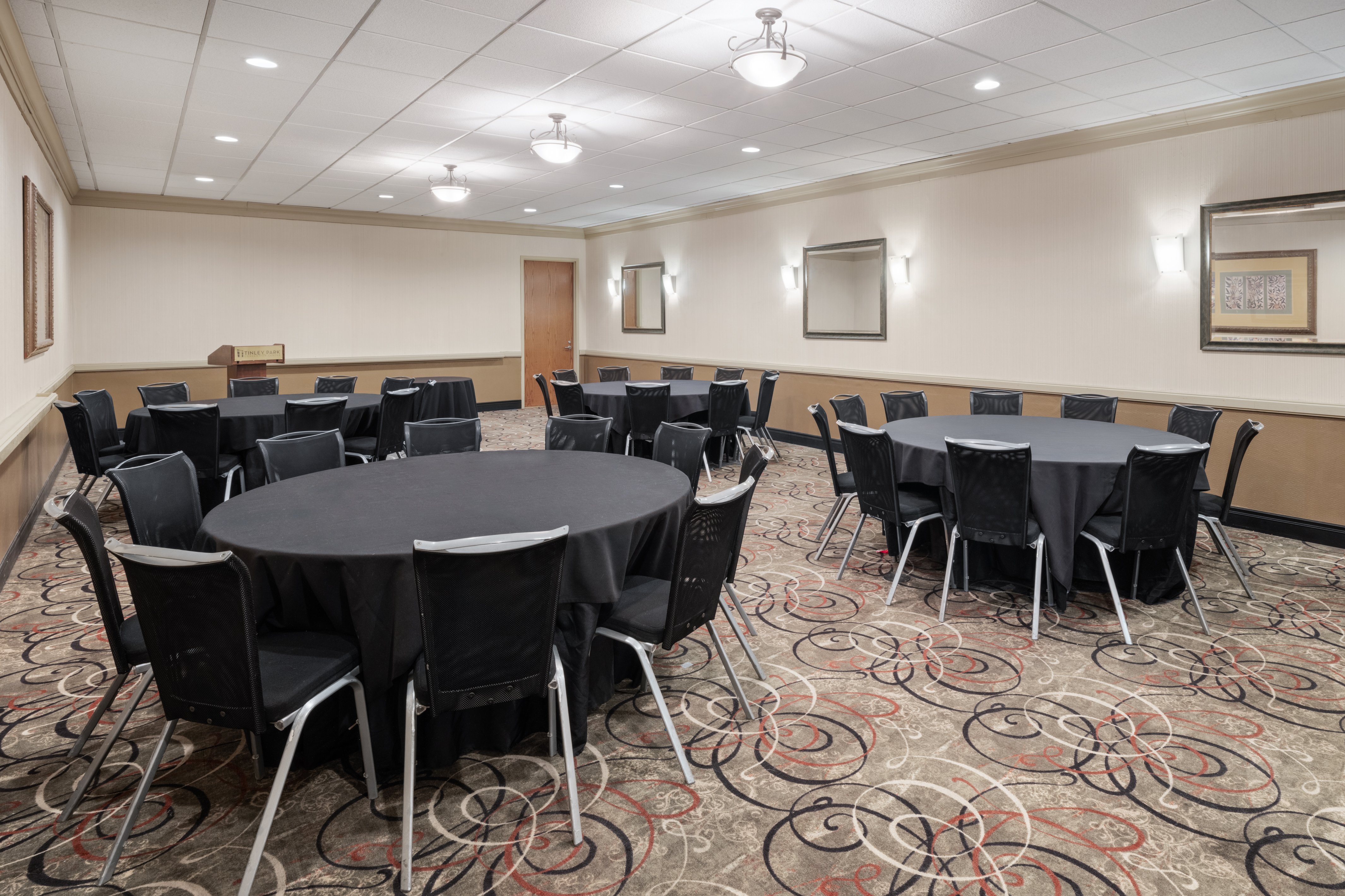 EVEN Hotel Chicago Tinley Park-Conv Ctr, an IHG Hotel 66/77