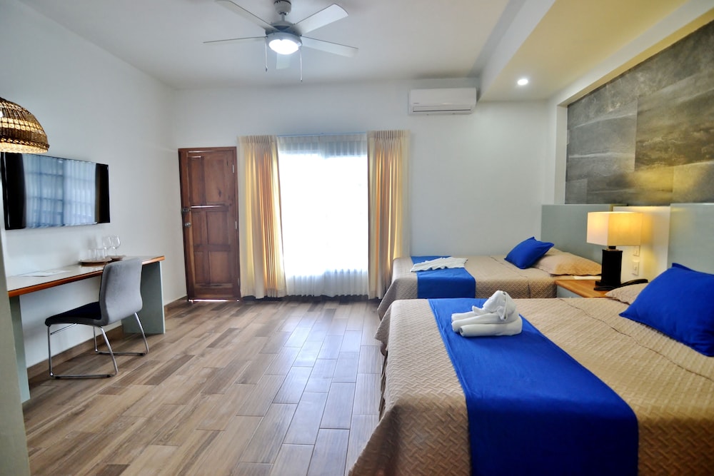 Hotel Casazul 40/72