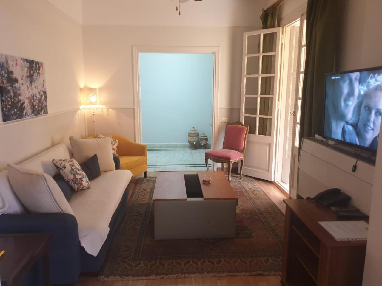 جناح عائلي بشرفة، Alexander the great hotel-Alexotel 2/3