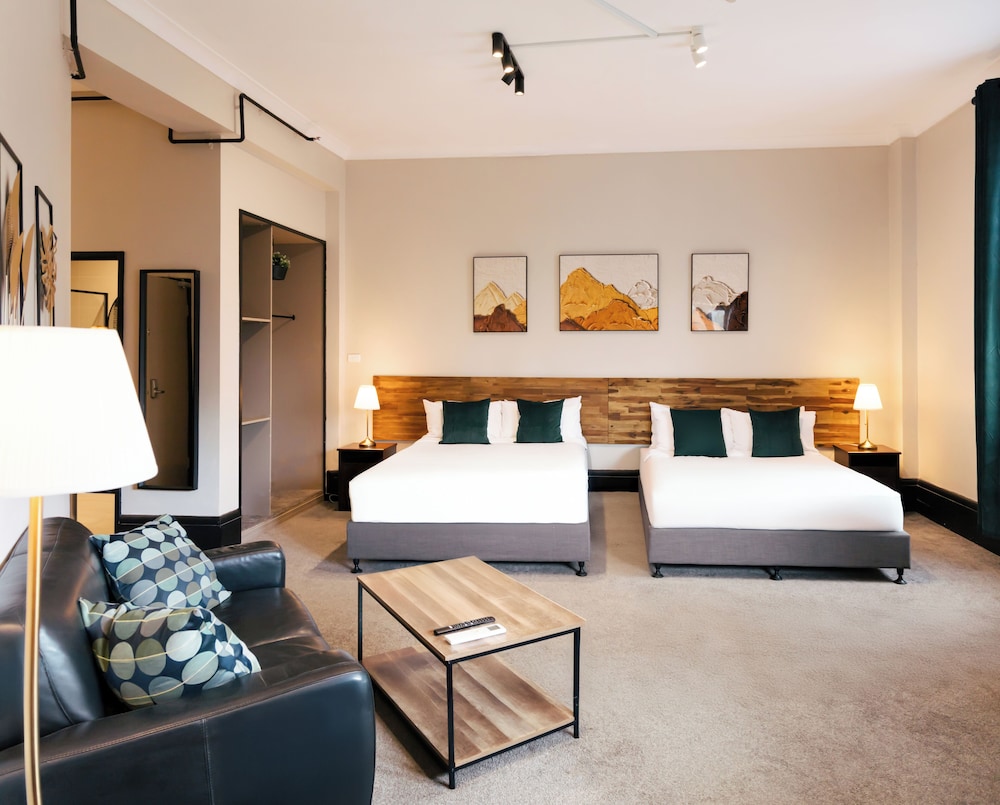 City Budget Hotel 48/60
