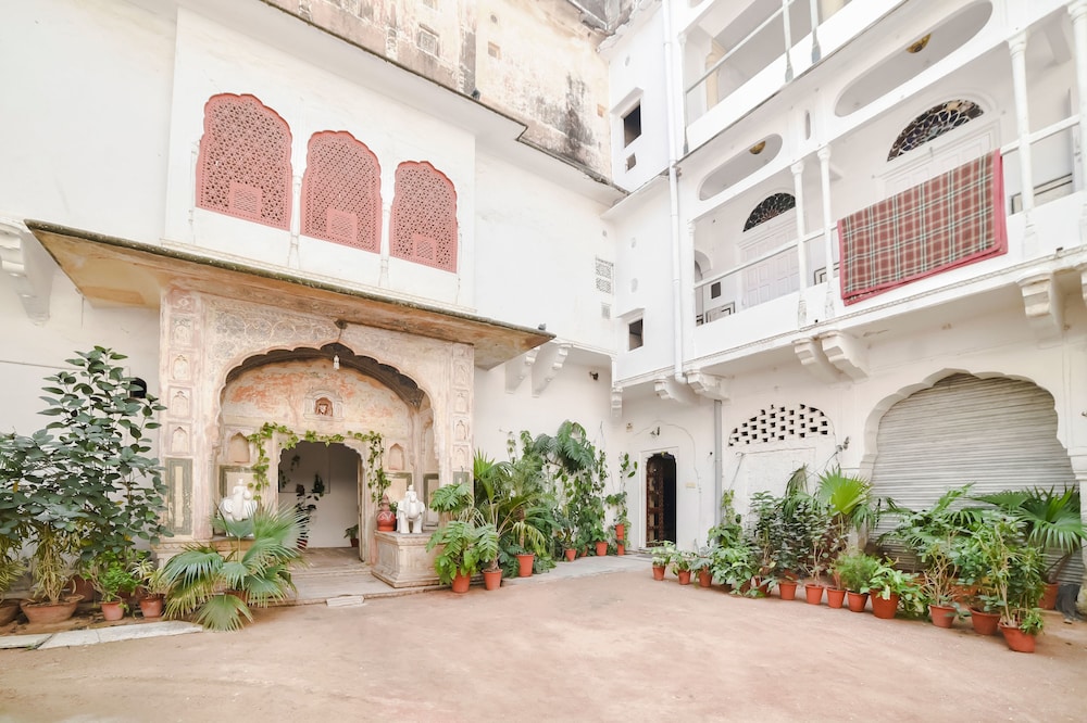 Hotel Saba Haveli 37/50