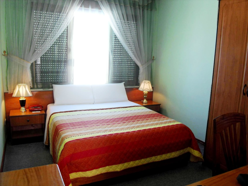 Kruja Hotel 16/65