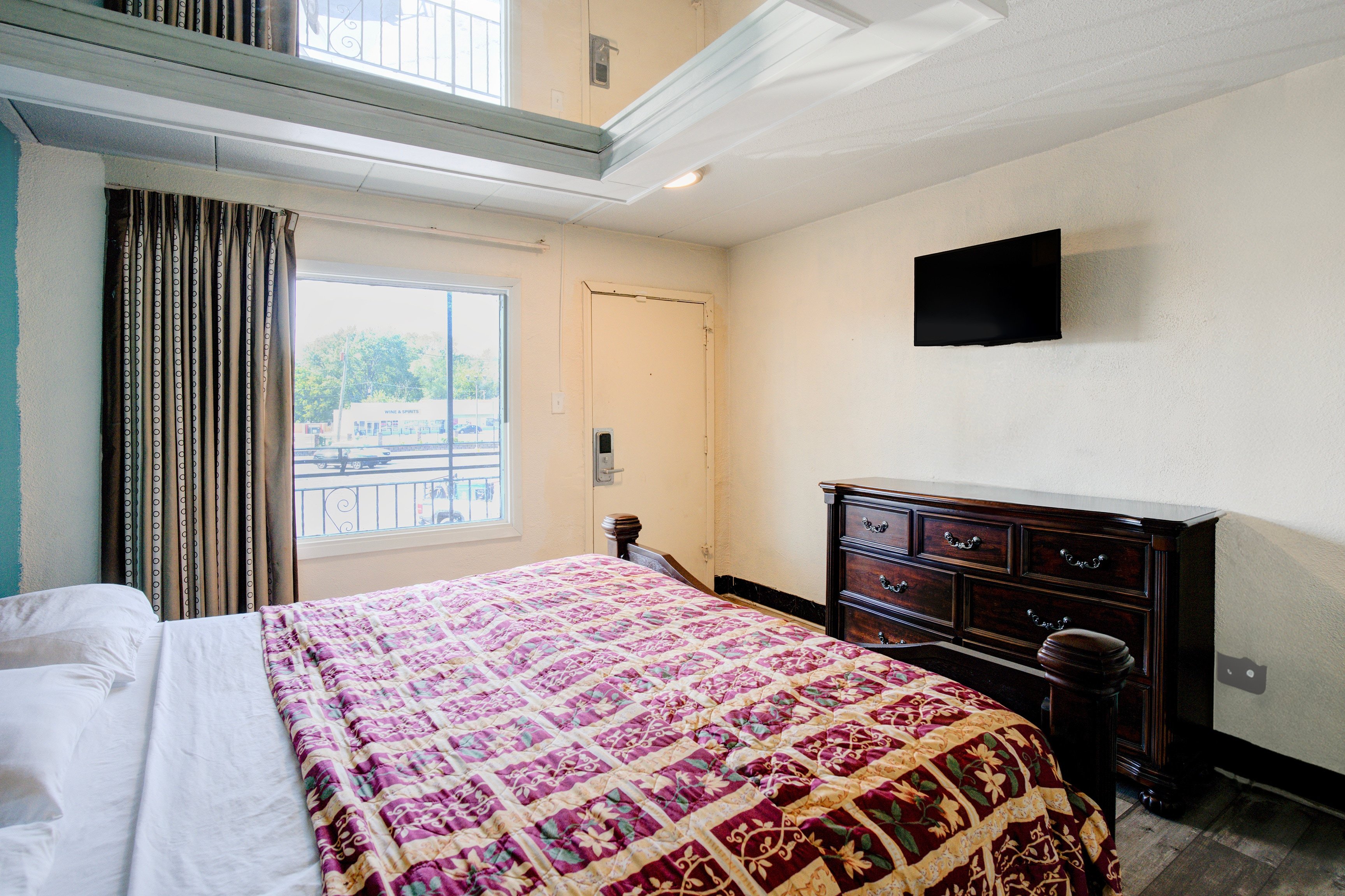 Miami Inn & Suites 15/55