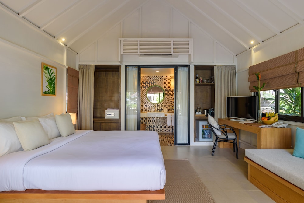 Paradise Beach Resort 17/42