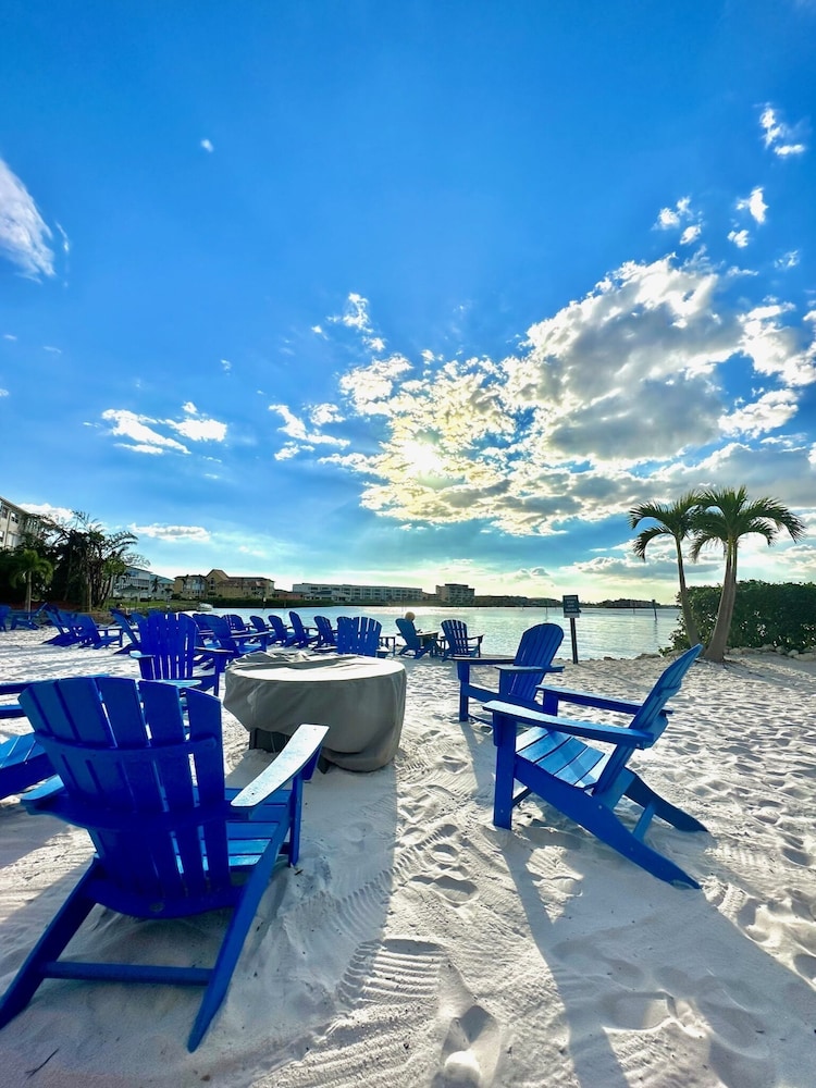 Fishermens Village Resort 21/48