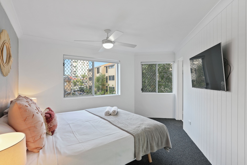 Le Beach Apartments 24/73
