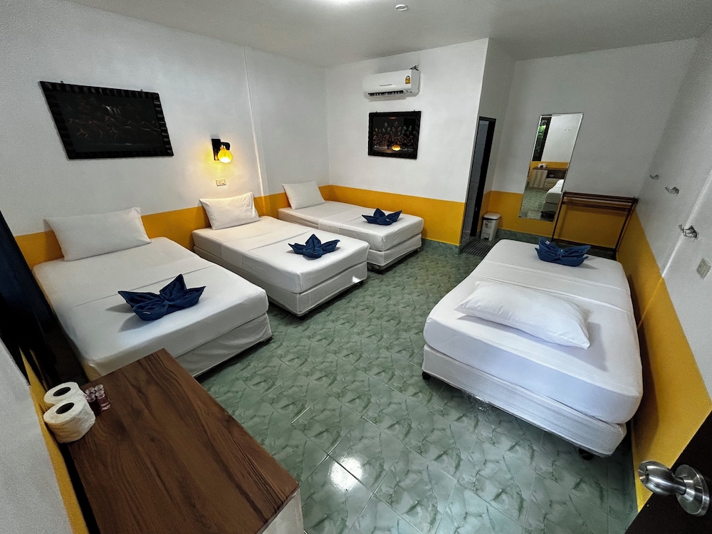 1 BEDROOM, STANDARD, QUADRUPLE, BALCONY, ANNEX